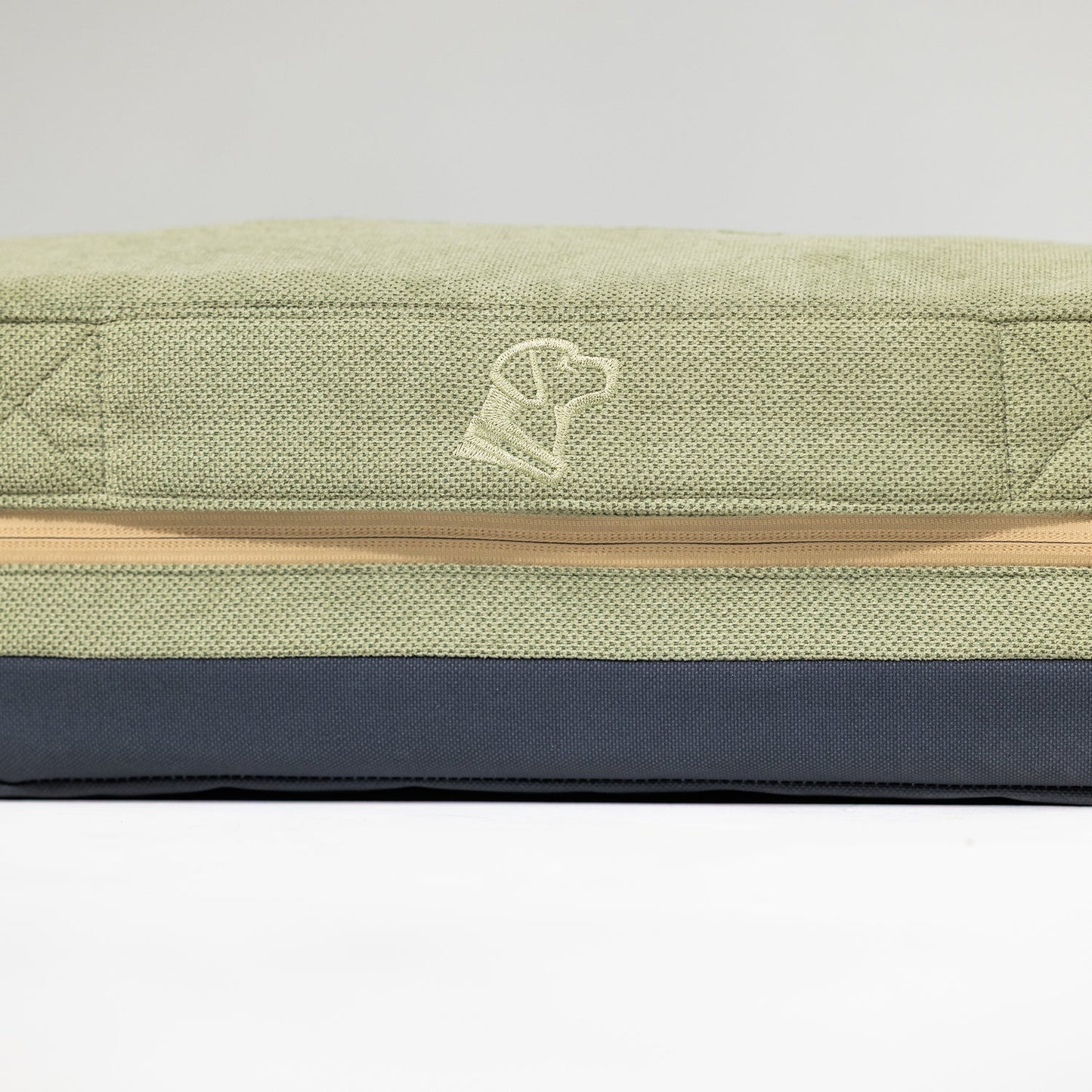HOMESTEAD DOG BED Treeline Green